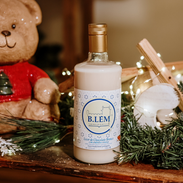 Licor de Chocolate Branco com Amêndoa Amarga